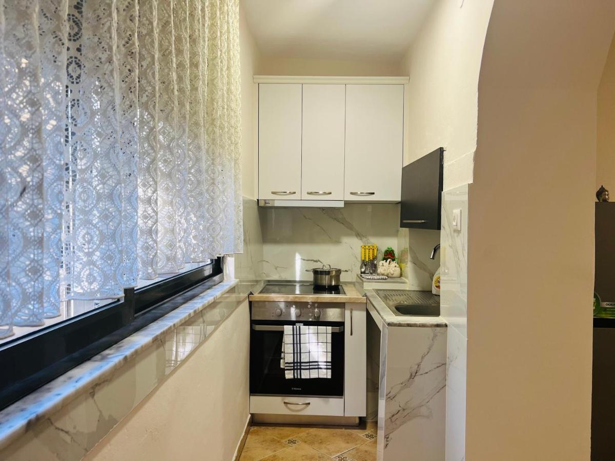 Skerdi'S Apartment - City Center Τίρανα Εξωτερικό φωτογραφία