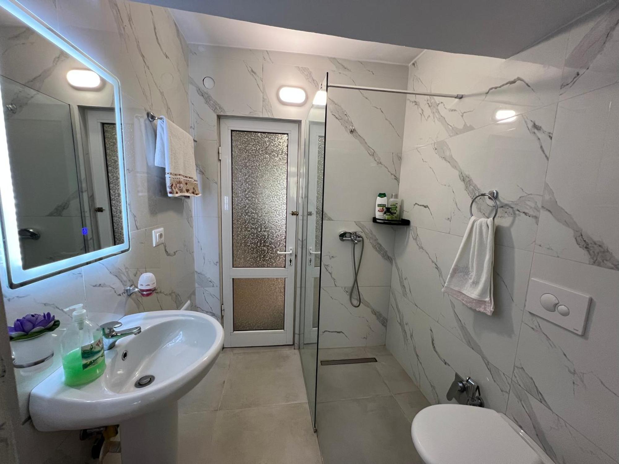 Skerdi'S Apartment - City Center Τίρανα Εξωτερικό φωτογραφία