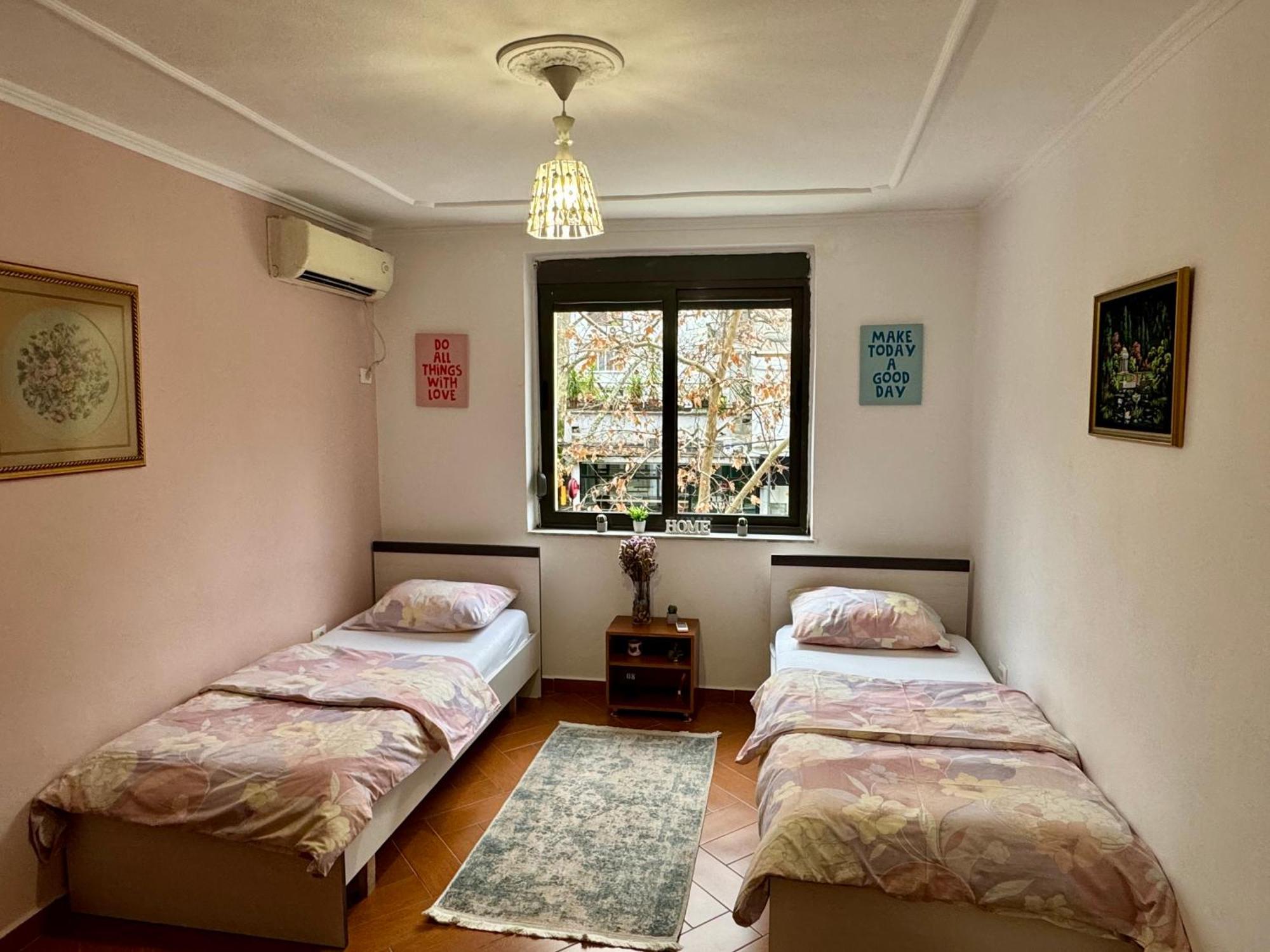 Skerdi'S Apartment - City Center Τίρανα Εξωτερικό φωτογραφία